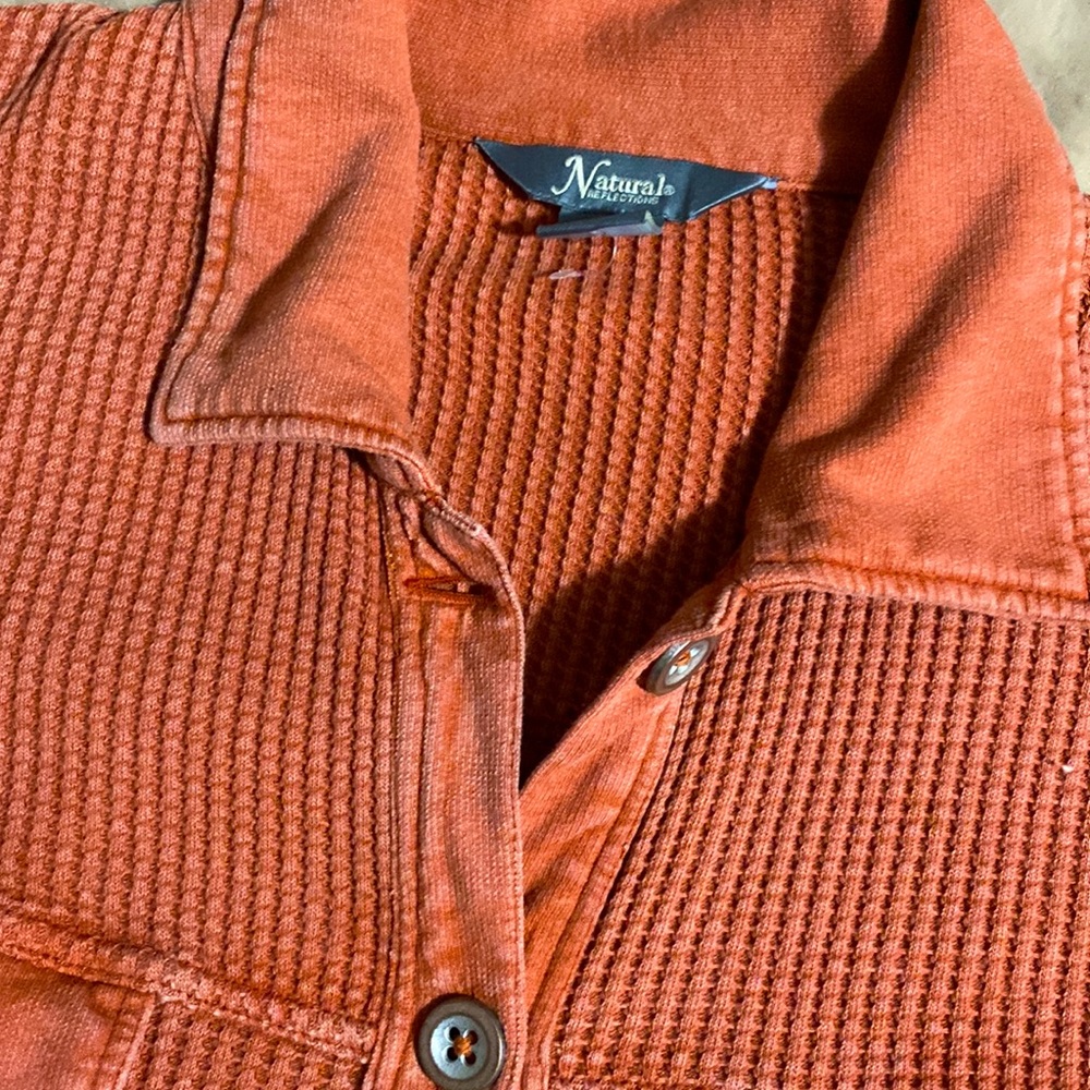Button down top - Picture 2 of 2